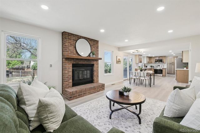 7901 S Corona Way, Littleton, CO 80122