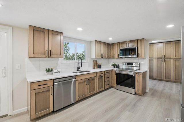 7901 S Corona Way, Littleton, CO 80122