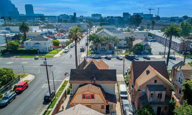 1703 Toberman Street, Los Angeles, CA 90015