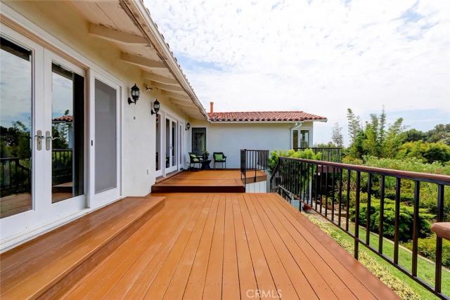 1109 Via Romero, Palos Verdes Estates, CA 90274
