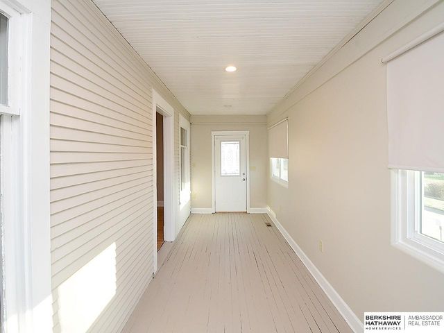 8705 Franklin Street, Omaha, NE 68114