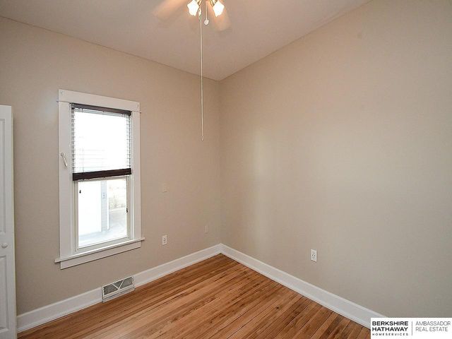 8705 Franklin Street, Omaha, NE 68114