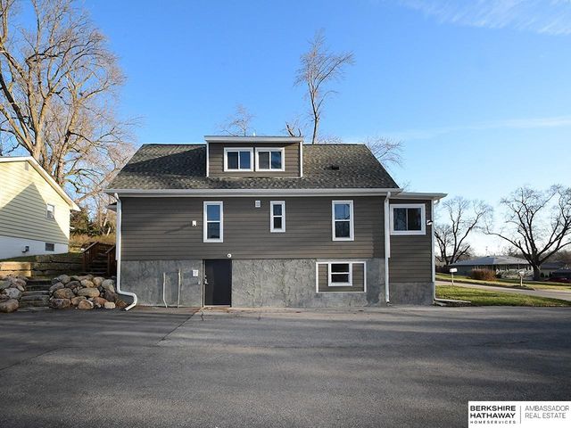 8705 Franklin Street, Omaha, NE 68114