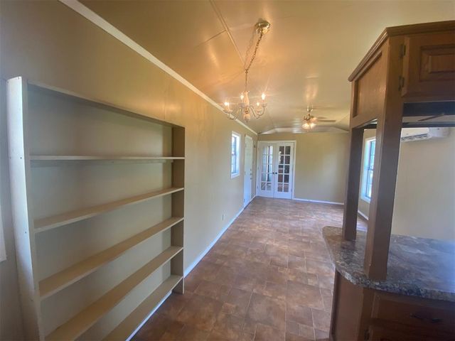 6780 Woods Acres Drive, Noble, OK 73068