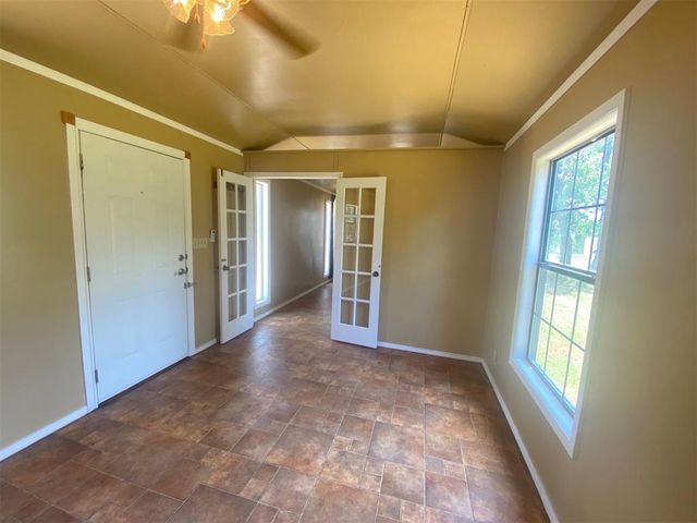 6780 Woods Acres Drive, Noble, OK 73068
