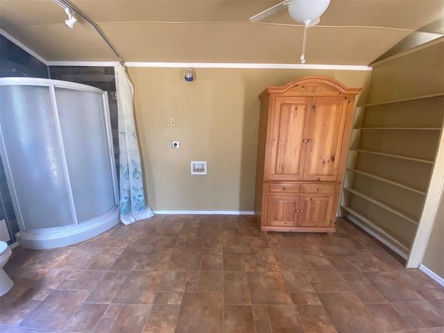 6780 Woods Acres Drive, Noble, OK 73068