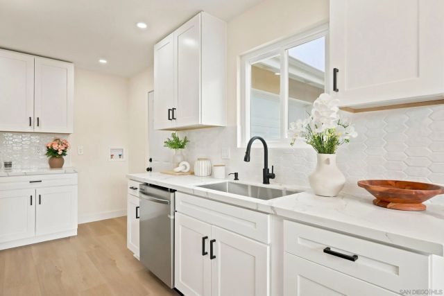 3746 Gail Dr, Oceanside, CA 92056
