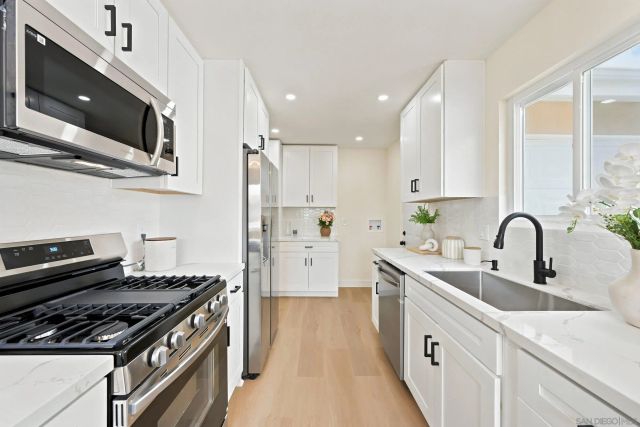 3746 Gail Dr, Oceanside, CA 92056