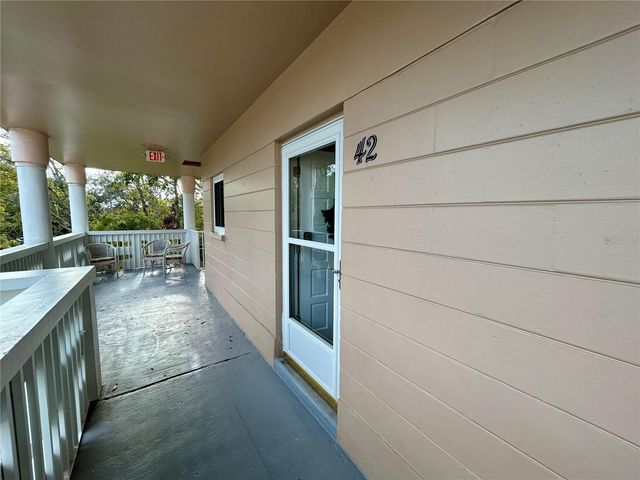 2436 RHODESIAN DRIVE 42, Clearwater, FL 33763