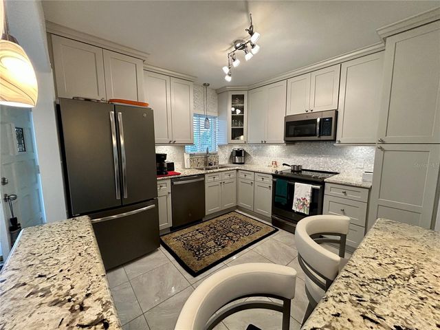 2436 RHODESIAN DRIVE 42, Clearwater, FL 33763