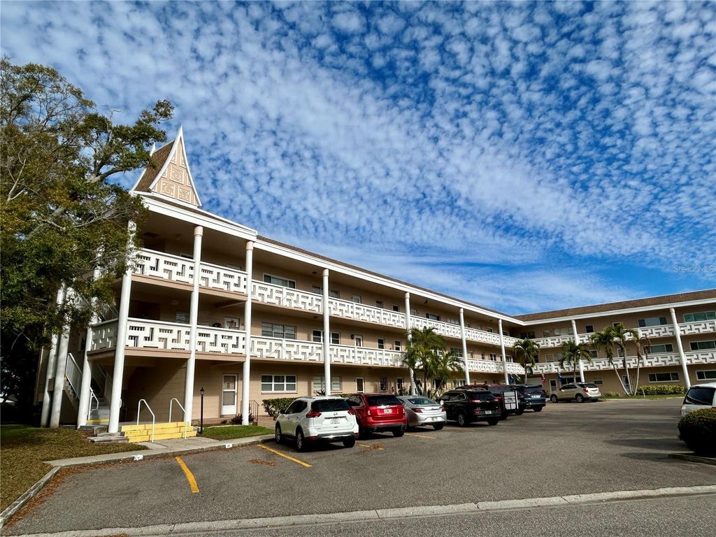 2436 RHODESIAN DRIVE 42, Clearwater, FL 33763