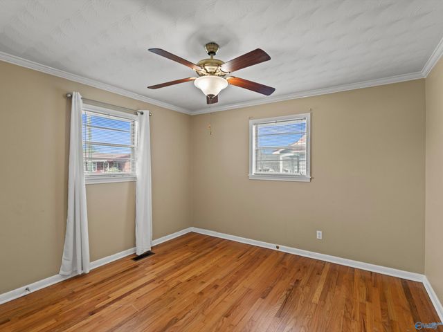 906 SW Cooper Lane SW, Hartselle, AL 35640