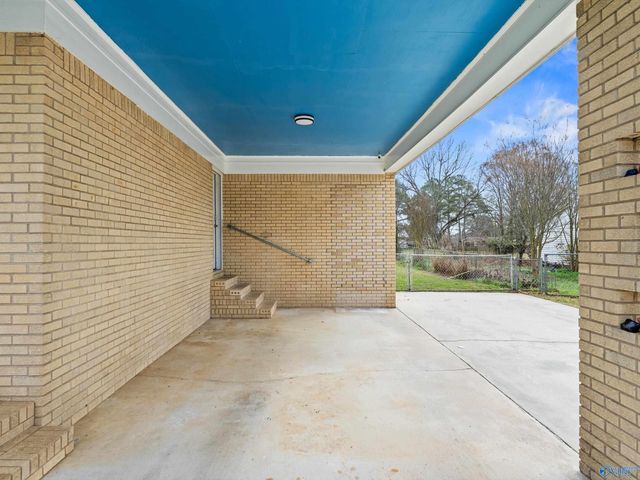 906 SW Cooper Lane SW, Hartselle, AL 35640