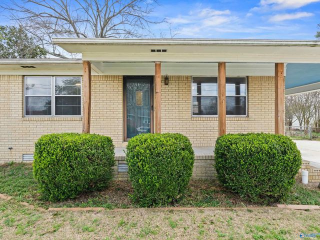 906 SW Cooper Lane SW, Hartselle, AL 35640