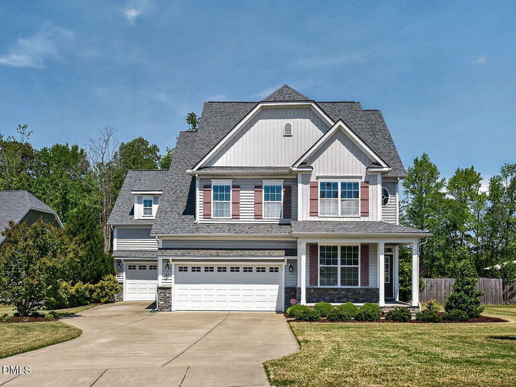 62 Cardona Court, Fuquay Varina, NC 27526