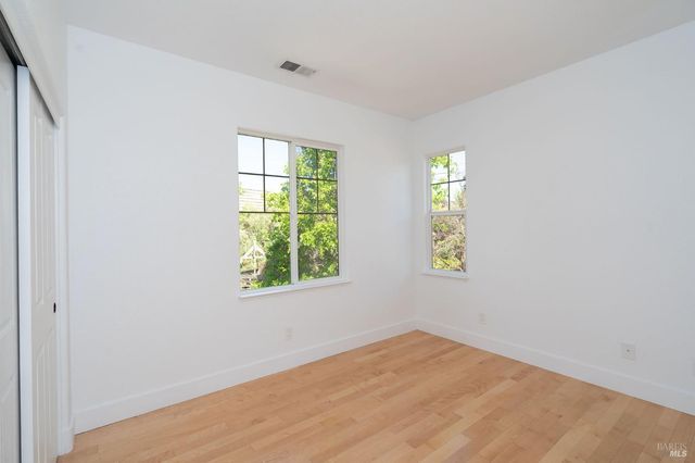 1807 Turtle Creek Way, Petaluma, CA 94954