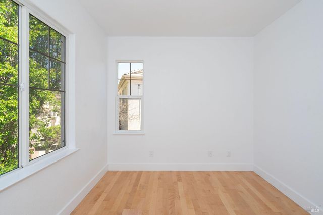 1807 Turtle Creek Way, Petaluma, CA 94954