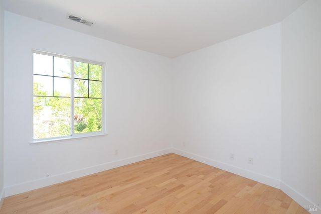 1807 Turtle Creek Way, Petaluma, CA 94954