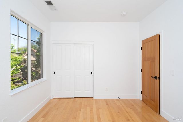 1807 Turtle Creek Way, Petaluma, CA 94954