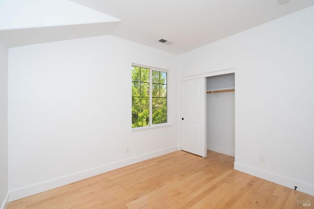 1807 Turtle Creek Way, Petaluma, CA 94954