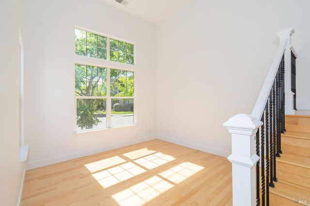 1807 Turtle Creek Way, Petaluma, CA 94954