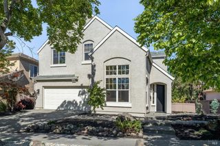 1807 Turtle Creek Way, Petaluma, CA 94954