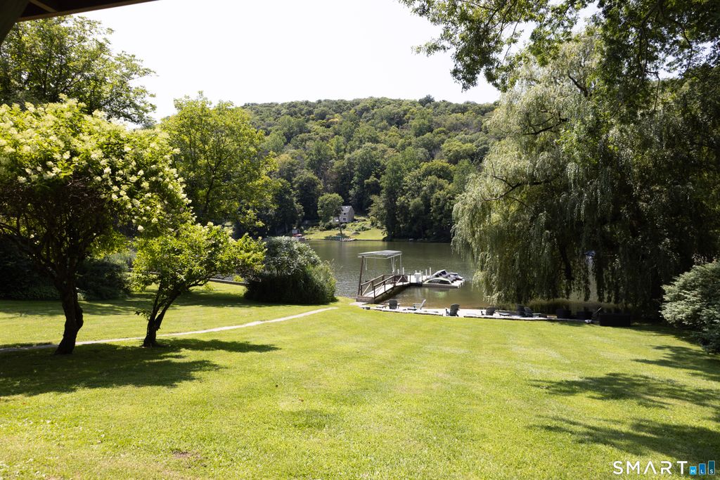 18 Pinewood Shores, Sherman, CT 06784