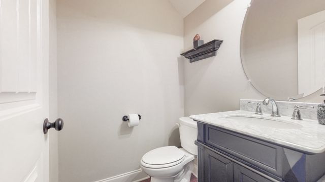 2093 Newark Ln, Thompsons Station, TN 37179