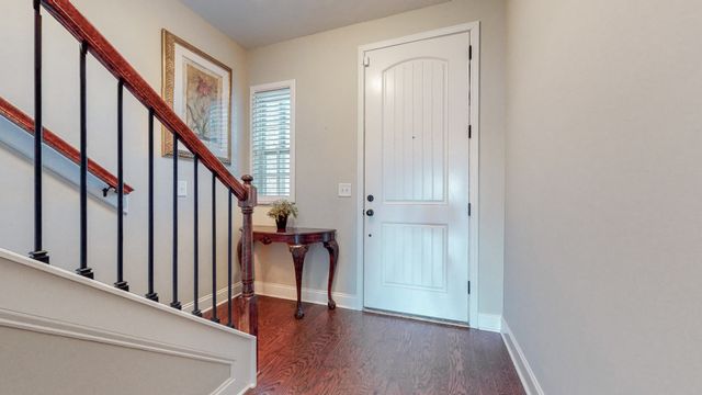 2093 Newark Ln, Thompsons Station, TN 37179