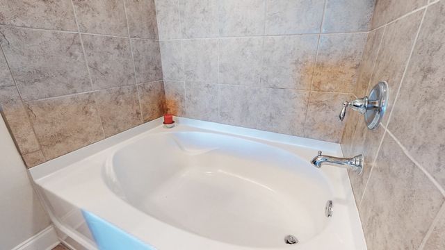 2093 Newark Ln, Thompsons Station, TN 37179