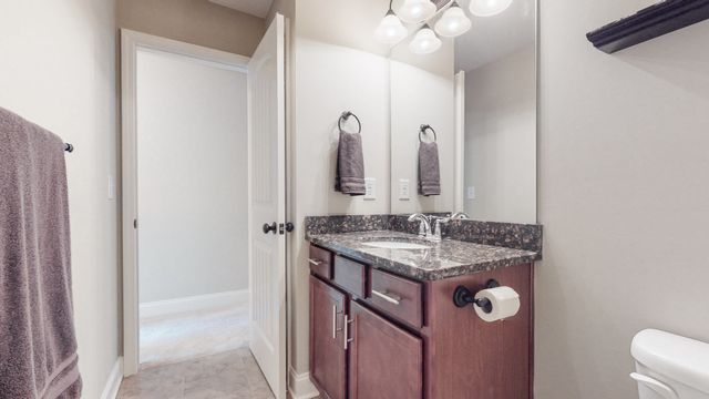 2093 Newark Ln, Thompsons Station, TN 37179
