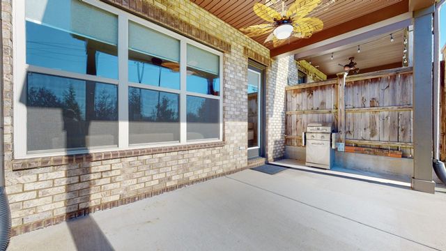 2093 Newark Ln, Thompsons Station, TN 37179