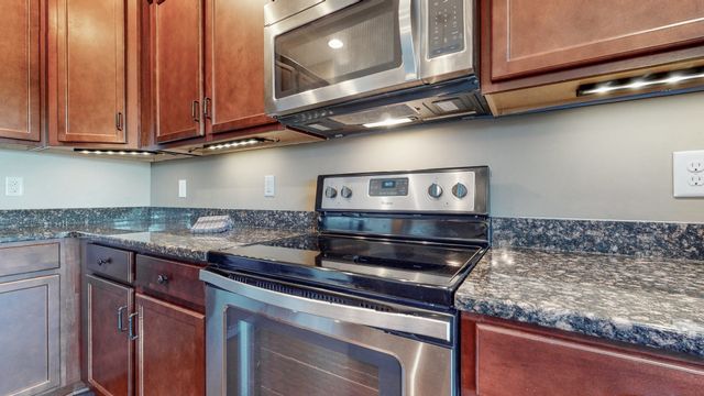 2093 Newark Ln, Thompsons Station, TN 37179
