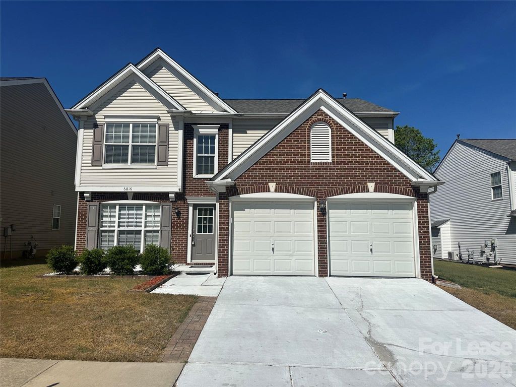 6816 Southbrook Drive, Charlotte, NC 28277