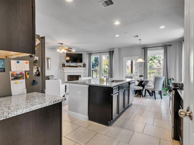 2561 Wood Park Boulevard, Conroe, TX 77304