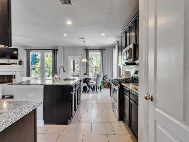 2561 Wood Park Boulevard, Conroe, TX 77304