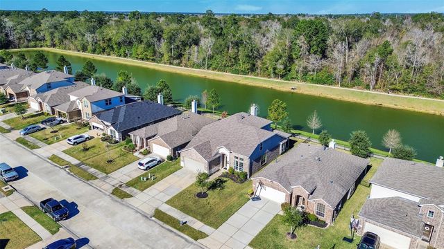 2561 Wood Park Boulevard, Conroe, TX 77304