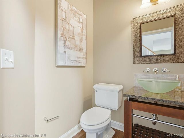 18825 Heather Ridge Drive, Northville, MI 48168