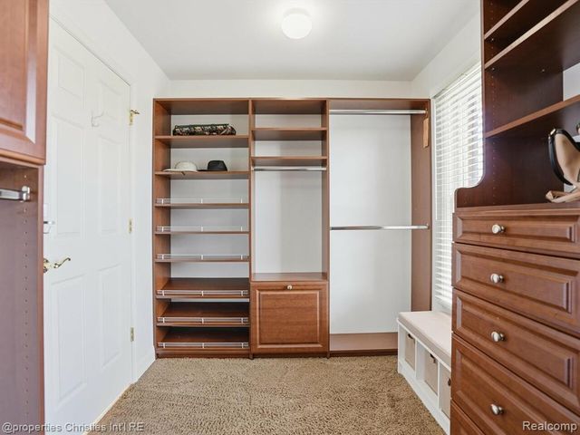 18825 Heather Ridge Drive, Northville, MI 48168