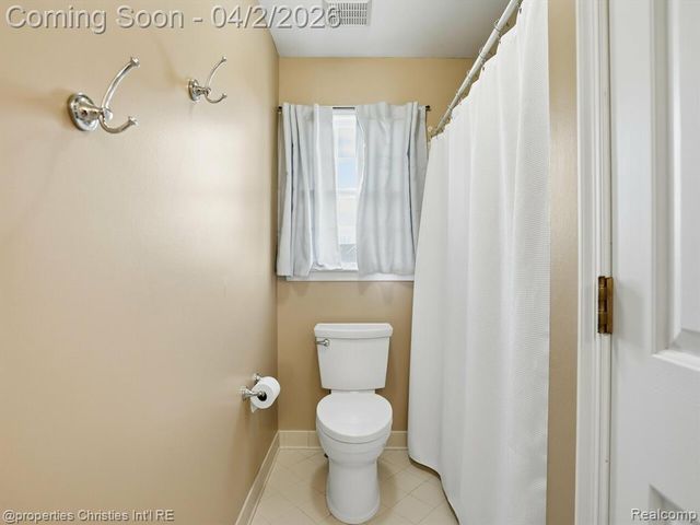 18825 Heather Ridge Drive, Northville, MI 48168