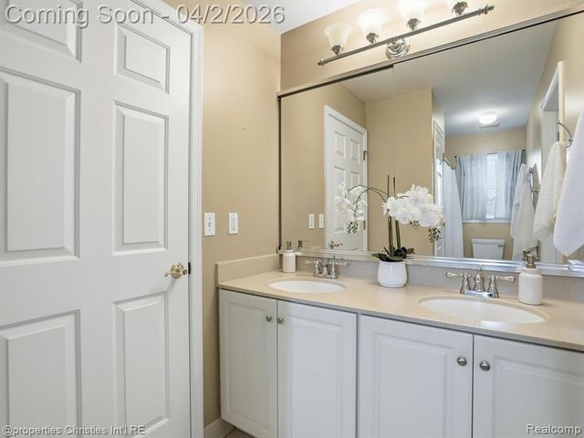 18825 Heather Ridge Drive, Northville, MI 48168