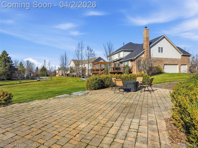 18825 Heather Ridge Drive, Northville, MI 48168