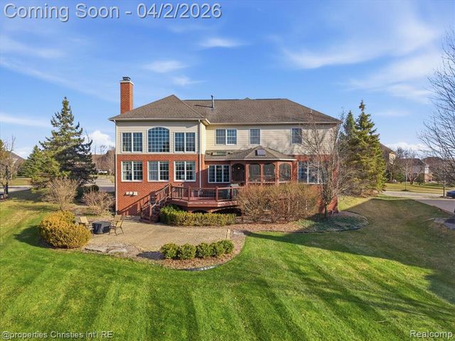 18825 Heather Ridge Drive, Northville, MI 48168