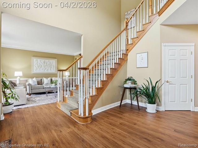 18825 Heather Ridge Drive, Northville, MI 48168