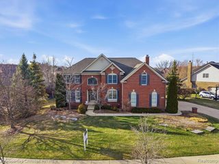 18825 Heather Ridge Drive, Northville, MI 48168