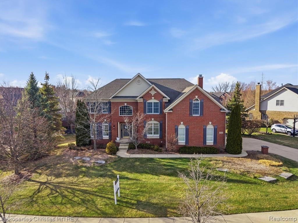 18825 Heather Ridge Drive, Northville, MI 48168