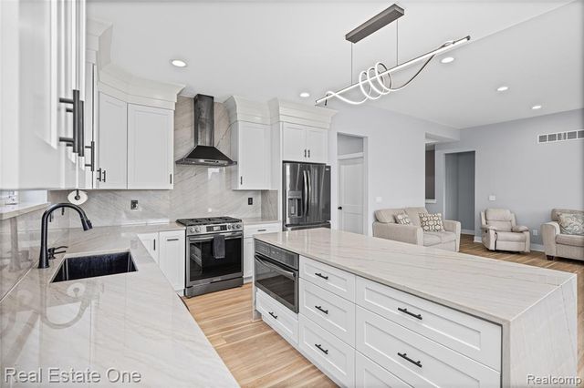 71649 Dolores Drive, Romeo, MI 48065