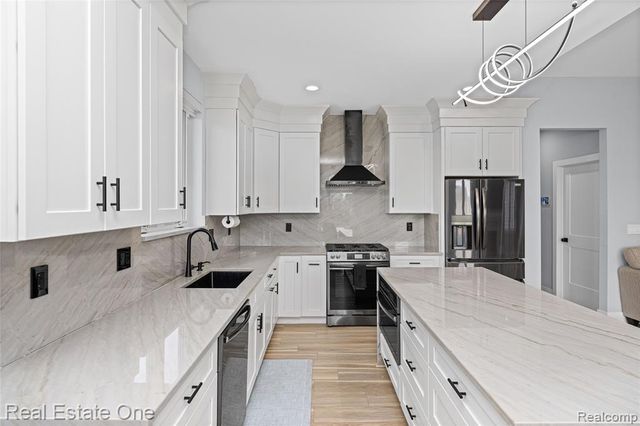 71649 Dolores Drive, Romeo, MI 48065