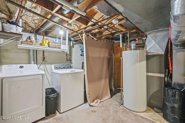 7 Princeton Drive, Jackson, NJ 08527