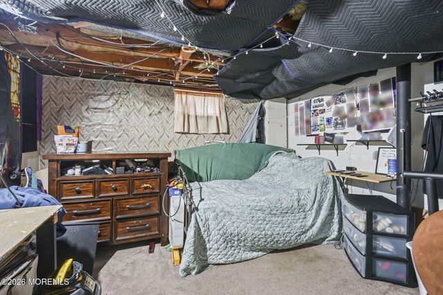7 Princeton Drive, Jackson, NJ 08527